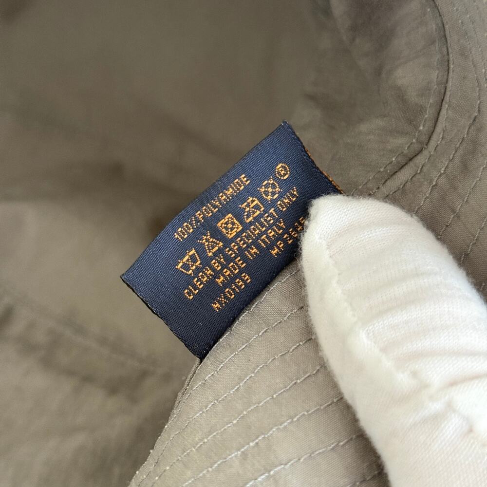 Louis Vuitton Script Logo Bucket Hat Grey Strap Detail Silver Button Virgil SS17 - Picture 6 of 6